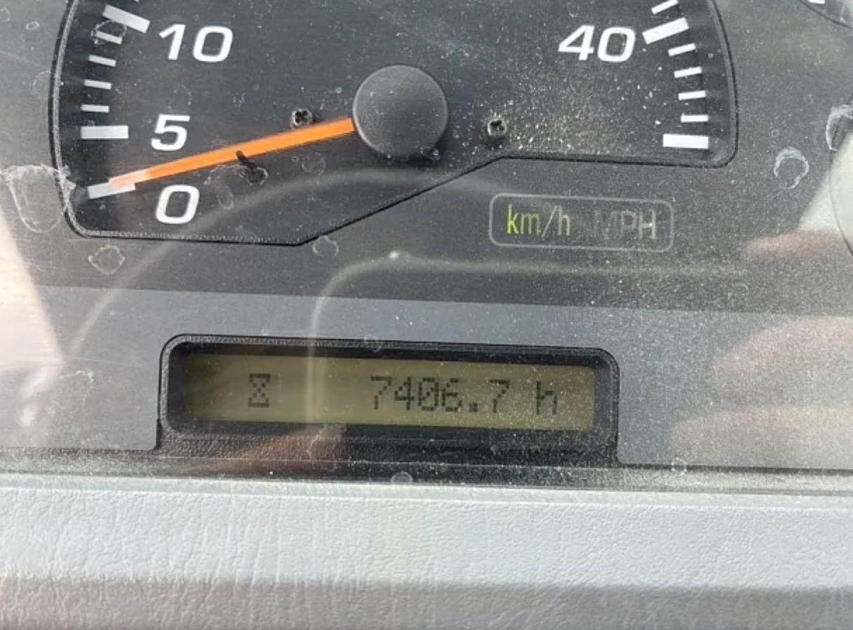 2010 Komatsu WA100-5